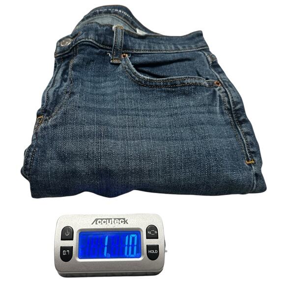 Old Navy Jeans Women’s 8 Medium Wash Distressed Boyfriend Straight Raw Hem - Picture 8 of 8